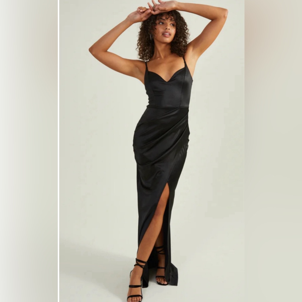Long Formal Black Dress! Size S
